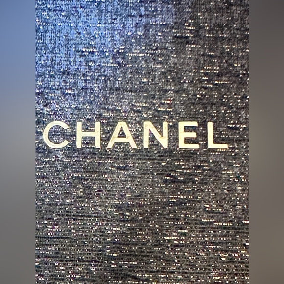 NIB!!! Chanel A Sight To See Eye Makeup 2023 Holiday Gift Set - Picture 6 of 8